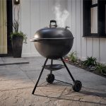 Gertoolpro 22-inch Original Kettle Charcoal Grill 1501278