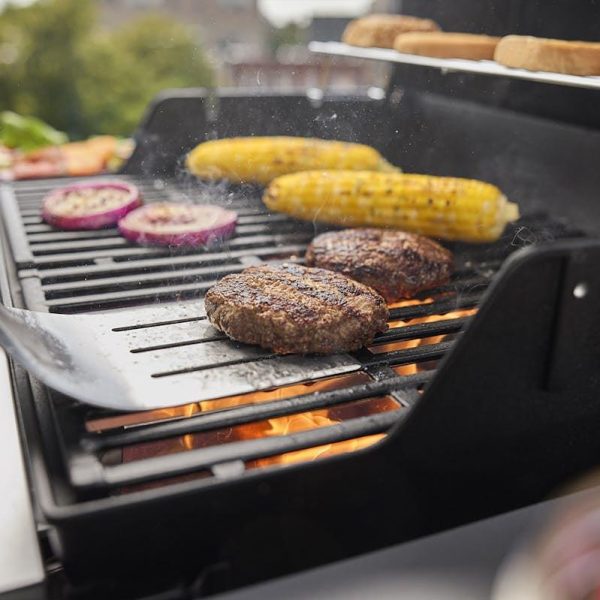 Gertoolpro Spirit E-210 Gas Grill – Propane 1501000SP