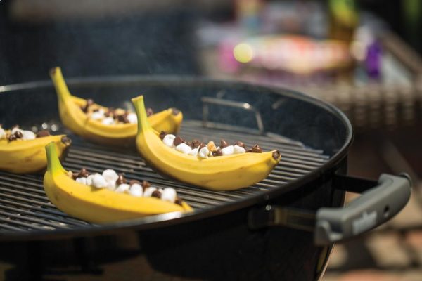 Gertoolpro 14401001 Original Kettle Premium Charcoal Grill – 22 Inch Black