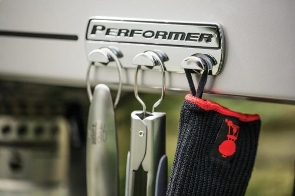 Gertoolpro 15401001 Performer Premium Charcoal Grill – 22 Inch Black