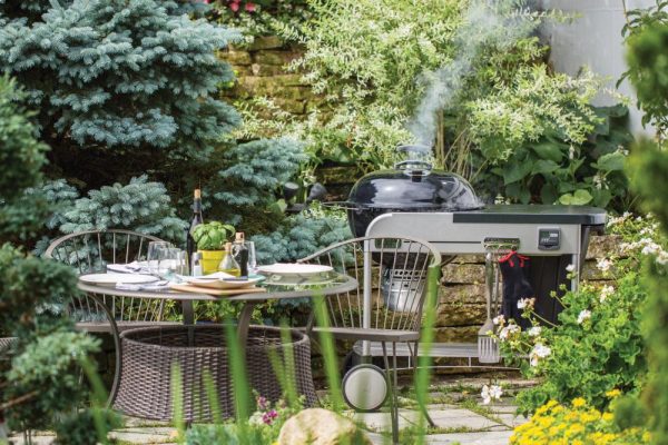 Gertoolpro 15401001 Performer Premium Charcoal Grill – 22 Inch Black