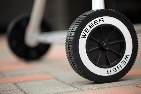 Gertoolpro 14401001 Original Kettle Premium Charcoal Grill – 22 Inch Black